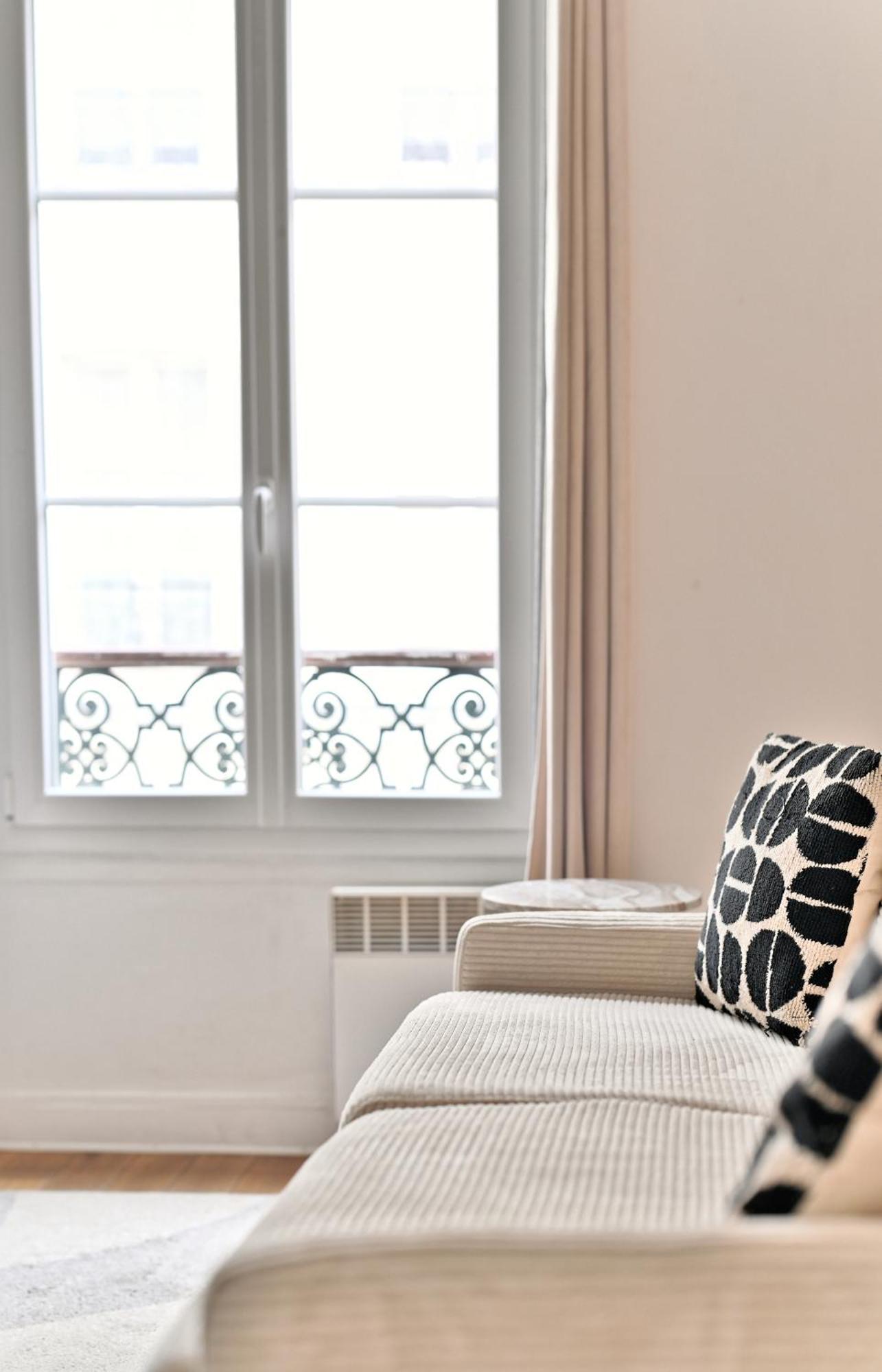 Appartement 2 Pieces #Toureiffel #Invalides Paris Exterior photo